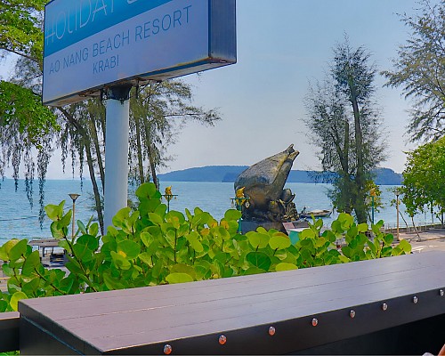 Breeze Cafe & Bistro