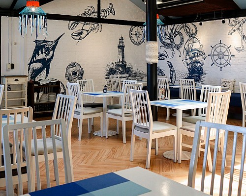 Breeze Cafe & Bistro