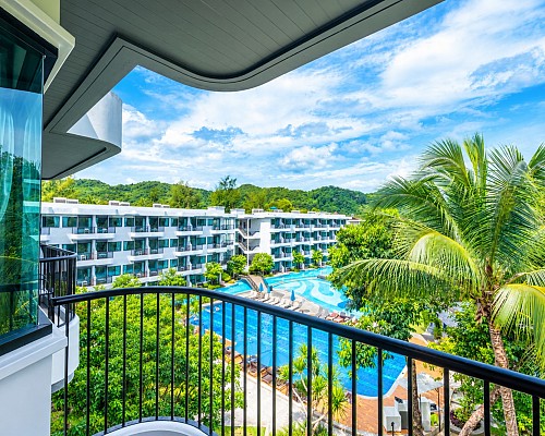 Superior Pool View Room